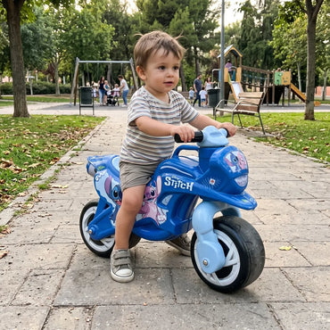 Moto Correpasillos Tundra Stitch