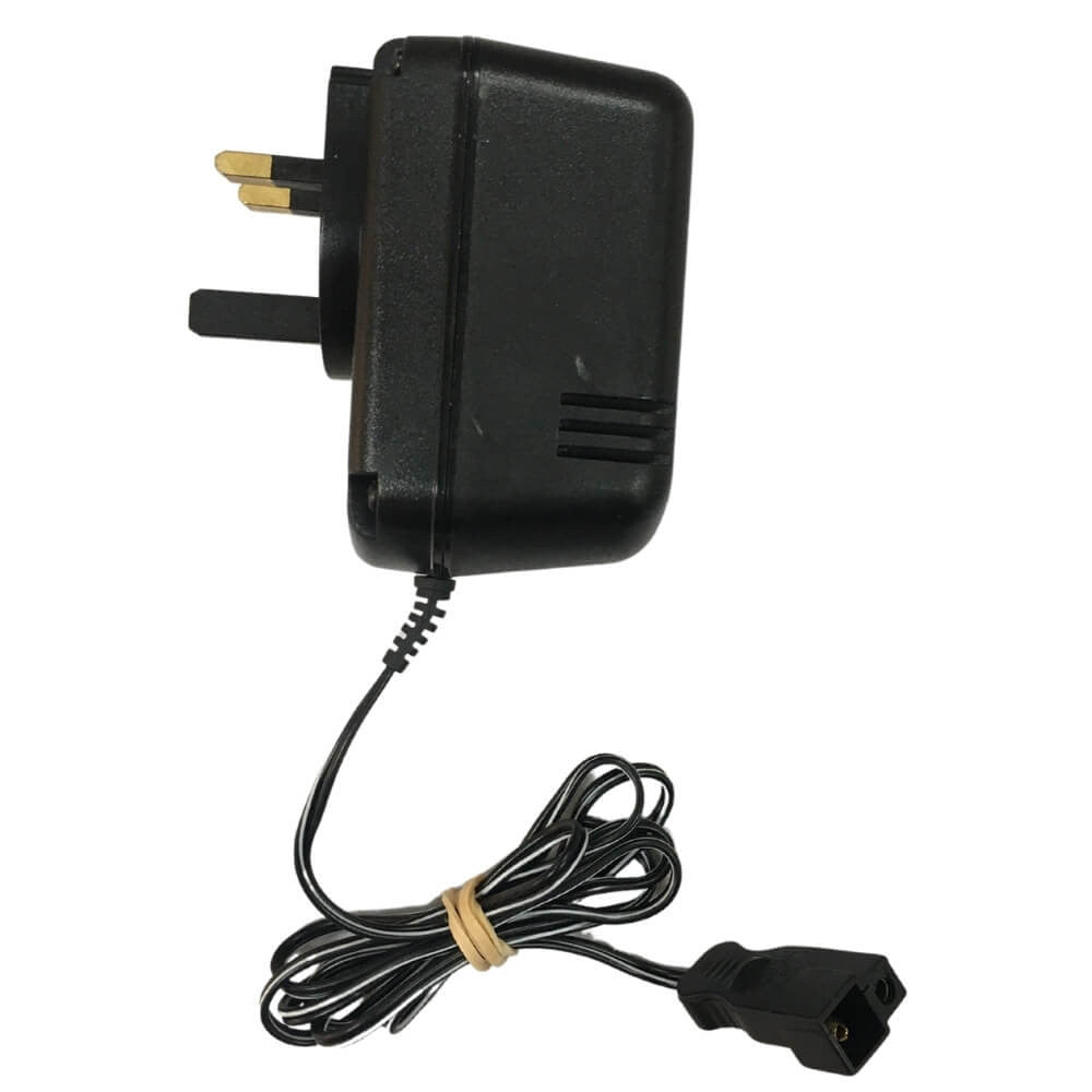 Cargador UK para Batería 12V Injusa
