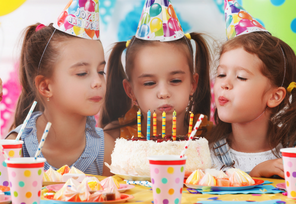 EMPIEZA EL COLE Y EMPIEZAN LOS CUMPLEAÑOS INFANTILES